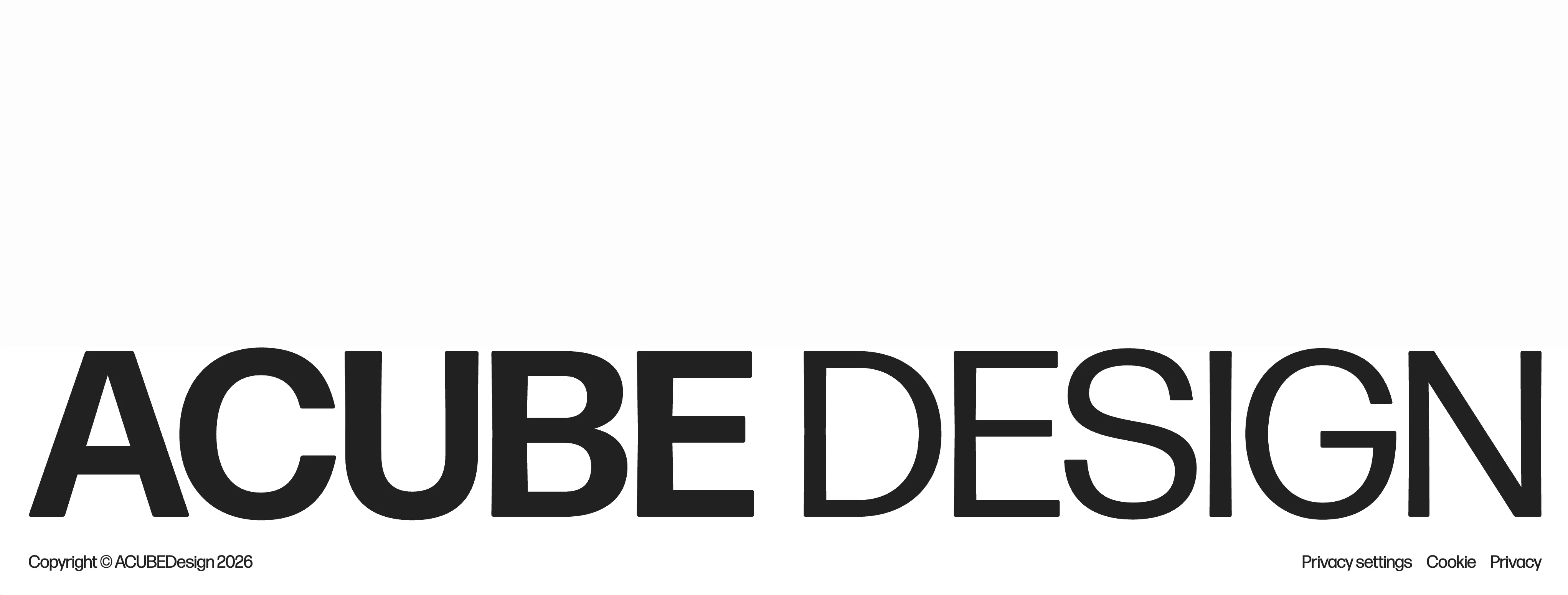 Chiusura di pagina con il logotipo a piena larghezza