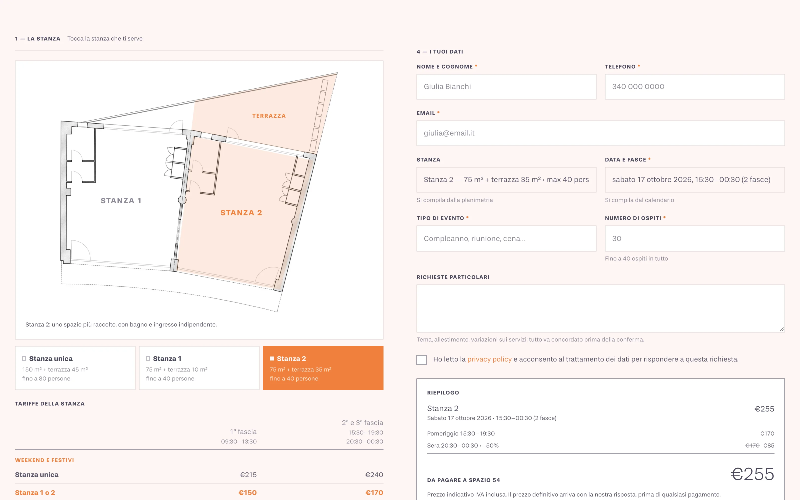 Configuratore di prenotazione: planimetria interattiva con la Stanza 2 selezionata accanto al modulo dei dati